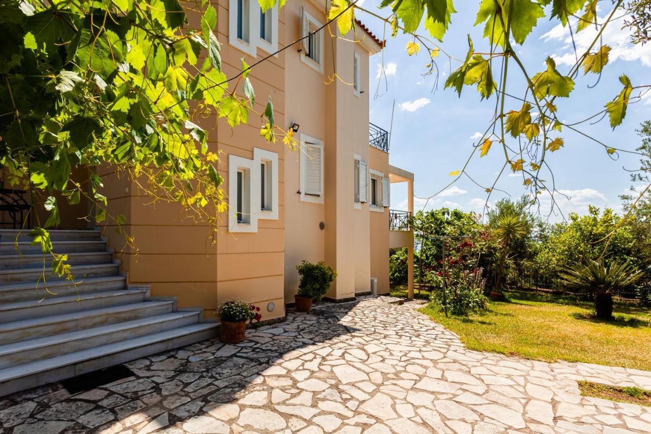 Verga Majestic Sunsets - Elegant & Secluded Retreat Kalamata Exterior photo